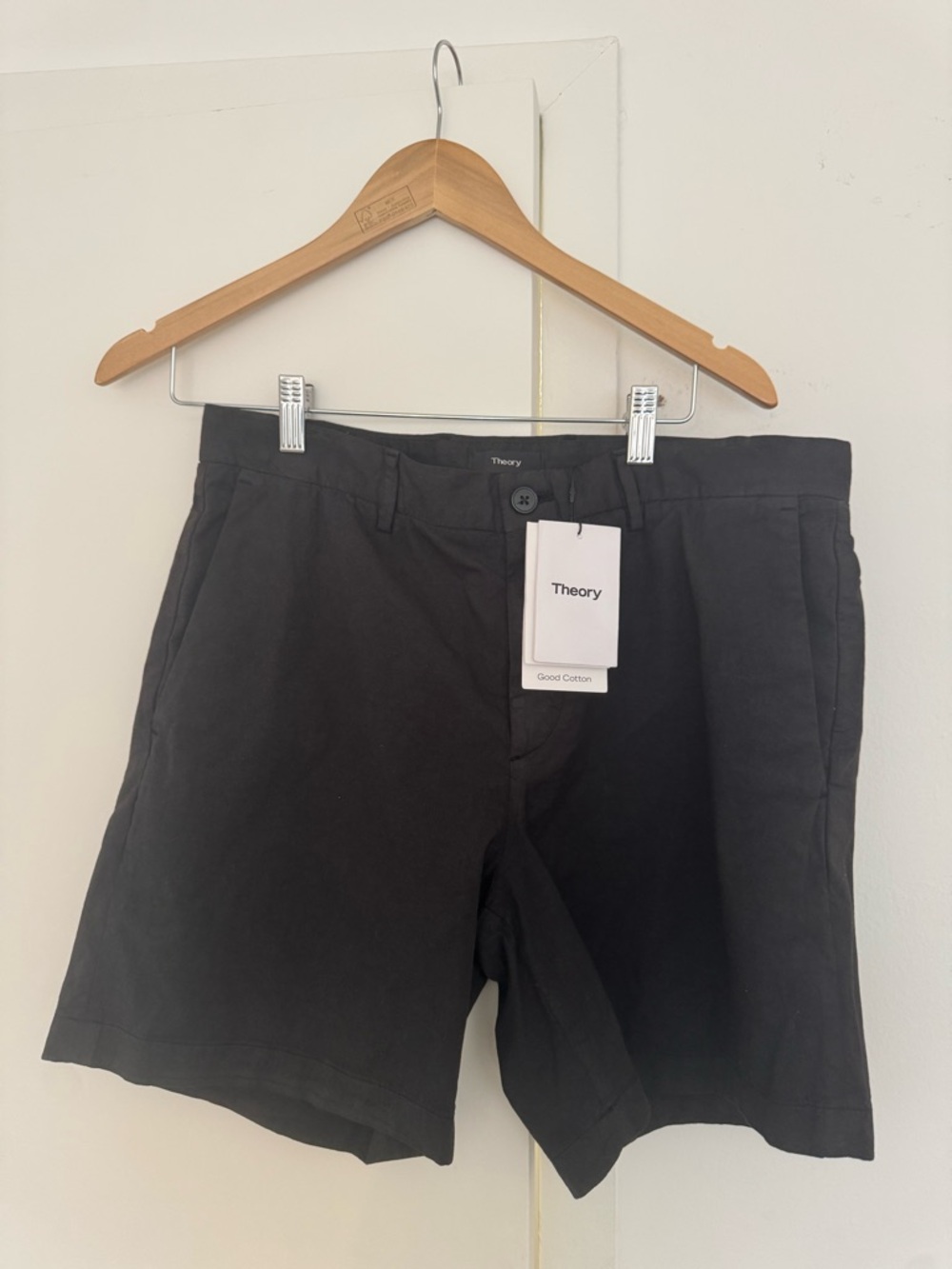 Theory Men's zaine Black Shorts nwt